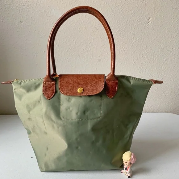 Source Unknown | Bags | Longchamp Style Bag Le Pliage Green